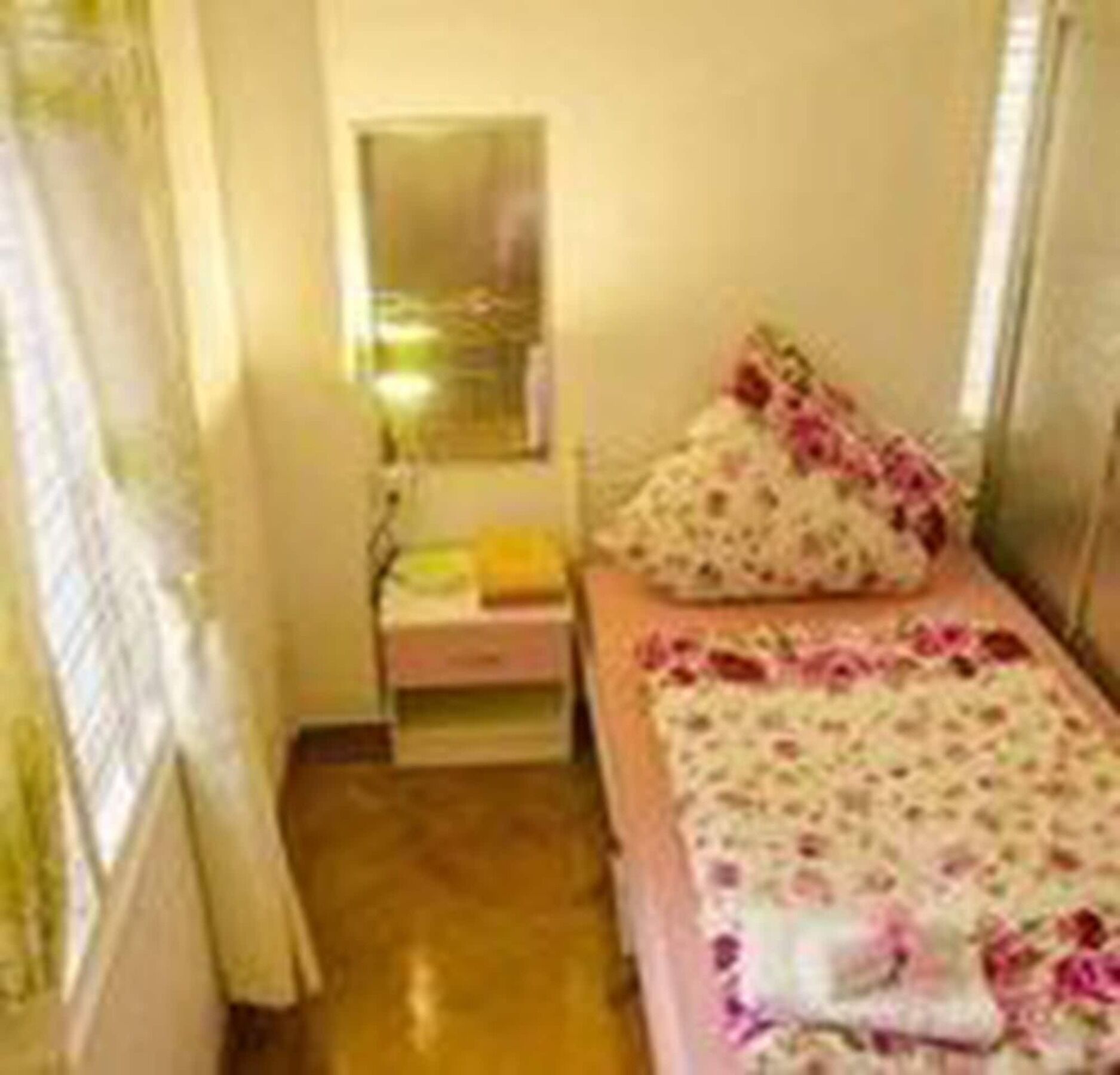 Adler Lady Hostel - Ladies Only Rangoon Eksteriør billede